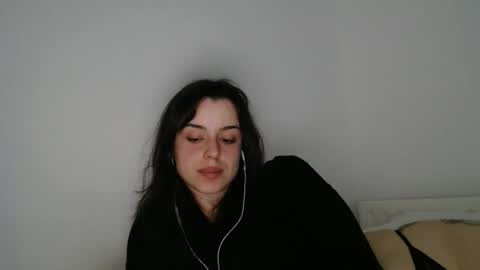 Snapshot of luana789 chatting on November 2025 10:43:01 PM luana online show from November 2025 10:43:01 PM