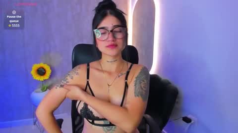 Luana online show from September 2025 12:10:02 PM