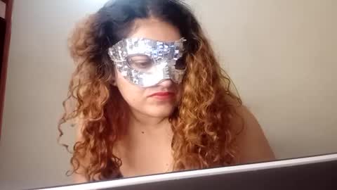 Snapshot of luanapowerful chatting on September 2025 05:45:02 PM luanapowerful online show from September 2025 05:45:02 PM