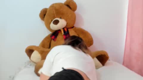 Snapshot of luara__01__lecat_1 chatting on October 2025 07:10:02 PM luara__01__lecat_1 online show from October 2025 07:10:02 PM