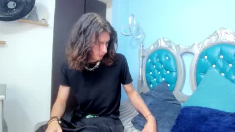 luaus18 online show from September 2025 09:38:01 PM