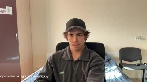 Snapshot of luca_syn chatting on September 2025 12:16:01 PM Luca S online show from September 2025 12:16:01 PM