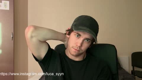Snapshot of luca_syn chatting on September 2025 04:08:01 PM Luca S online show from September 2025 04:08:01 PM