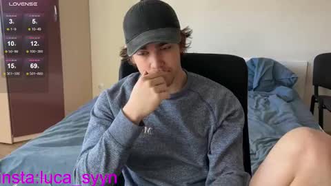 Snapshot of luca_syn chatting on October 2025 05:15:02 AM Luca S online show from October 2025 05:15:02 AM