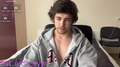 Snapshot of luca_syn chatting on October 2025 10:05:01 AM Luca S online show from October 2025 10:05:01 AM