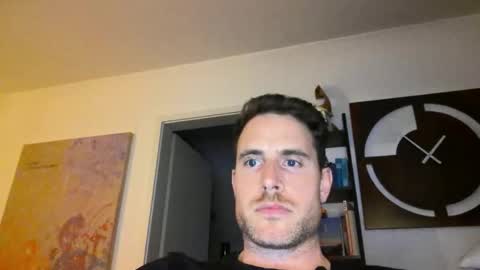 lucas30123 online show from October 2025 05:33:02 PM