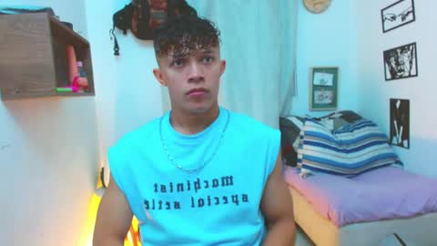 Lucas Luxx online show from September 2025 02:27:01 PM