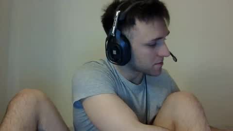 lucasbacon13 online show from December 2024 05:04:01 AM