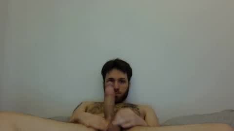 lucasbacon13 online show from January 2025 05:00:01 AM