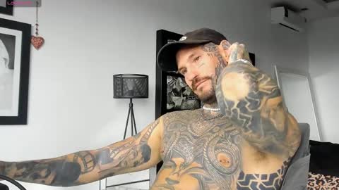 Snapshot of lucasexclusive chatting on January 2025 03:55:01 AM lucasexclusive online show from January 2025 03:55:01 AM