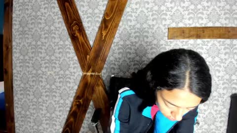 MIA HOT online show from January 2025 12:13:01 PM