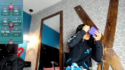 MIA HOT online show from January 2025 12:04:02 PM