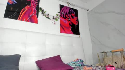 lucia78shy online show from October 2025 07:07:02 AM