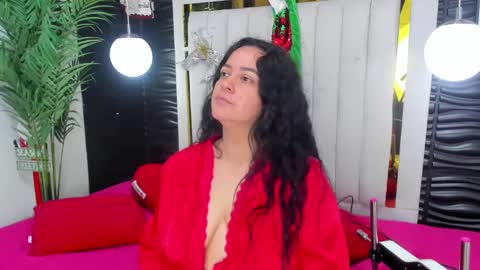 Lucia Vonne online show from January 2025 02:30:01 PM