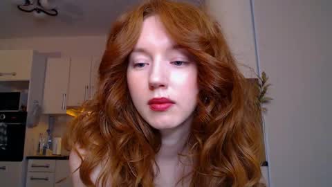 Lucia online show from February 2025 04:47:01 PM