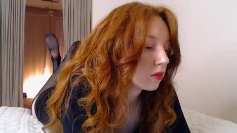 Lucia online show from March 2025 04:20:01 PM