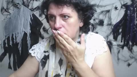 Snapshot of luciami chatting on October 2025 06:30:01 AM LuciaMi online show from October 2025 06:30:01 AM