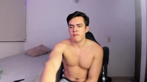 Lucian Gomez online show from February 2025 05:03:02 AM
