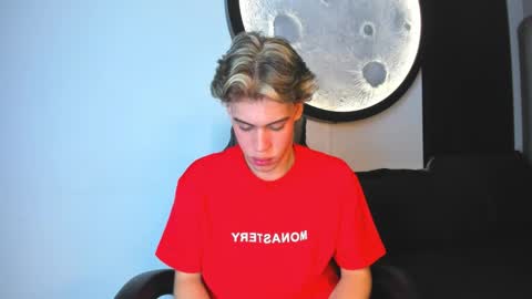 Snapshot of lucian_greyy chatting on November 2025 05:06:01 AM lucian_greyy online show from November 2025 05:06:01 AM