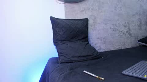 Snapshot of lucian_greyy chatting on November 2025 04:55:02 AM lucian_greyy online show from November 2025 04:55:02 AM