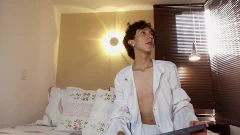 Snapshot of lucian_morel_s chatting on October 2025 12:09:01 PM Lucian Morel S online show from October 2025 12:09:01 PM