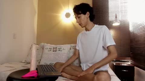 Snapshot of lucian_morel_s chatting on November 2025 12:16:01 PM Lucian Morel S online show from November 2025 12:16:01 PM