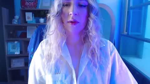 Luciana Evans online show from February 2025 01:30:01 PM