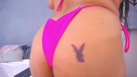 Luciana  online show from October 2025 05:48:02 PM