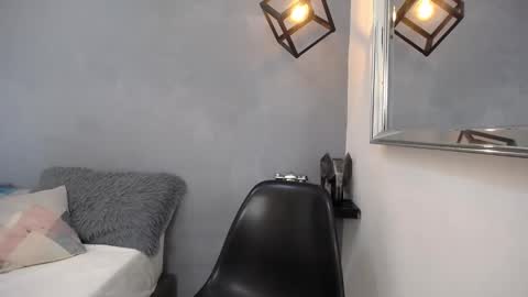 Luciana  online show from November 2025 01:01:02 PM