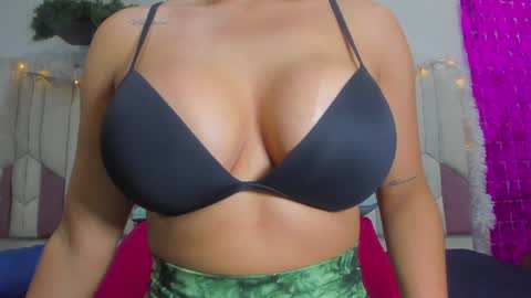 instagram luciana417  online show from December 2024 03:15:01 AM