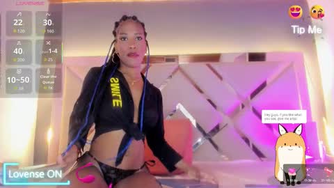 Luciana Morena online show from November 2025 09:36:02 PM