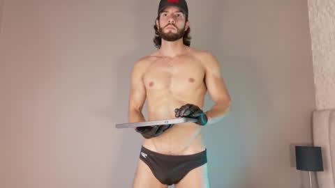 Luciano online show from October 2025 11:33:01 PM