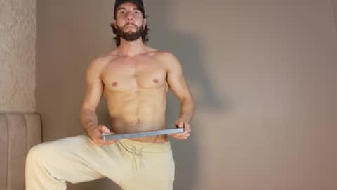 Luciano online show from October 2025 12:11:02 AM