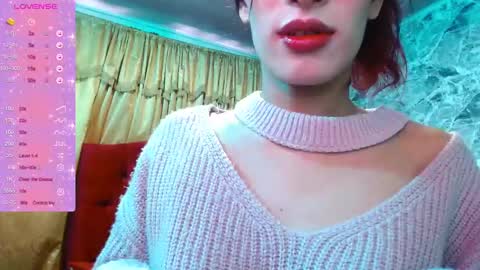 Snapshot of lucii_19 chatting on February 2025 03:47:02 PM Lucia online show from February 2025 03:47:02 PM