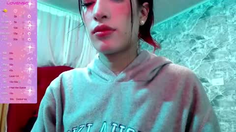 Snapshot of lucii_19 chatting on February 2025 02:26:01 PM Lucia online show from February 2025 02:26:01 PM
