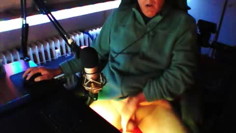 Snapshot of luckyfreak1 chatting on October 2025 05:45:01 PM call me Stefan online show from October 2025 05:45:01 PM