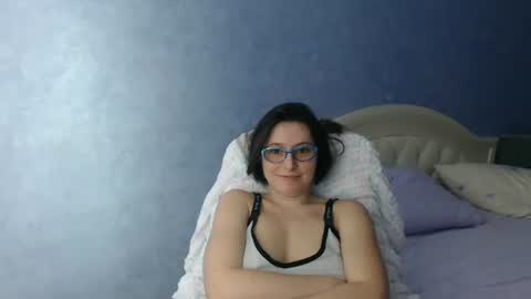 luckylinda23 online show from January 2025 05:07:02 PM