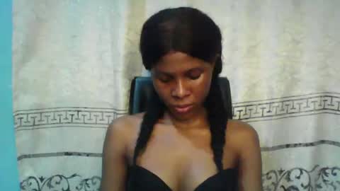 Gloria online show from March 2025 10:21:02 PM