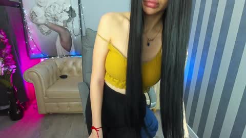 Monika online show from January 2025 09:35:02 AM