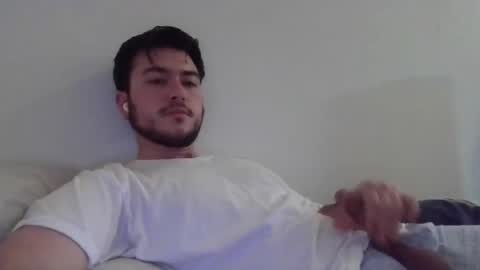 Snapshot of lucrativebong chatting on September 2025 03:50:02 AM Zack online show from September 2025 03:50:02 AM