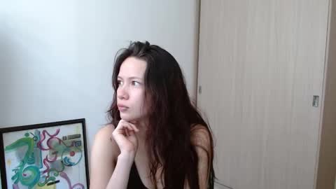 Snapshot of lucy_collins_g chatting on October 2025 02:12:01 PM Lucy online show from October 2025 02:12:01 PM