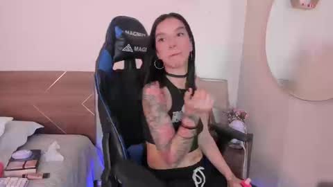 Snapshot of lucy_ferreiraa chatting on September 2025 04:12:02 AM Your Lucy online show from September 2025 04:12:02 AM