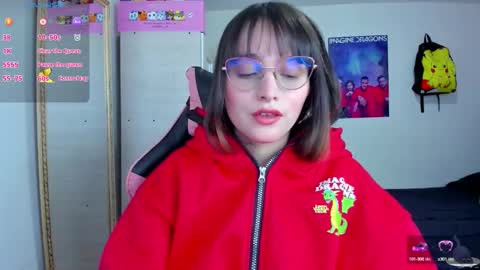 Snapshot of lucy_hess_ chatting on October 2025 07:47:01 PM Lucy online show from October 2025 07:47:01 PM