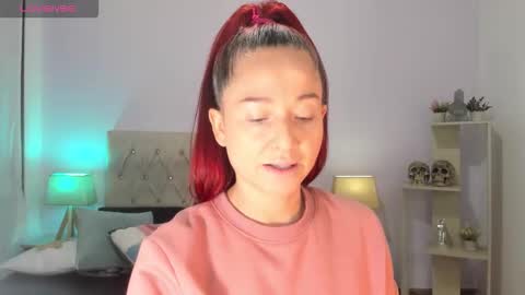 Snapshot of lucy_hot77 chatting on October 2025 09:55:02 PM Lucia online show from October 2025 09:55:02 PM