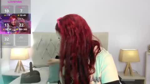 Snapshot of lucy_hot77 chatting on October 2025 09:20:01 PM Lucia online show from October 2025 09:20:01 PM