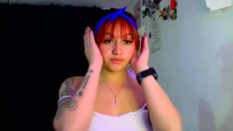 LUCIA  online show from February 2025 03:00:02 AM