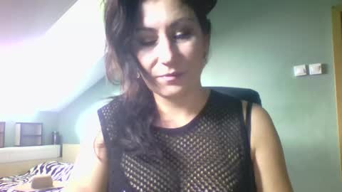 lucybylucy online show from September 2025 09:42:02 AM