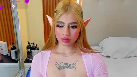 L U C Y  online show from October 2025 01:23:02 PM