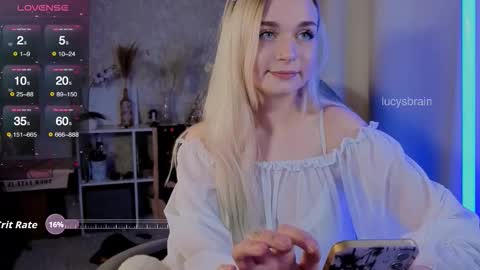 Snapshot of lucysbrain chatting on October 2025 03:24:02 PM Lucy online show from October 2025 03:24:02 PM