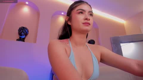 Lucy online show from October 2025 08:32:02 PM